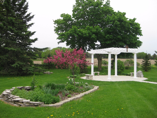 004 Pergola 1